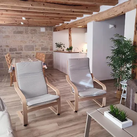 El Portal De Castroserna Holiday home *